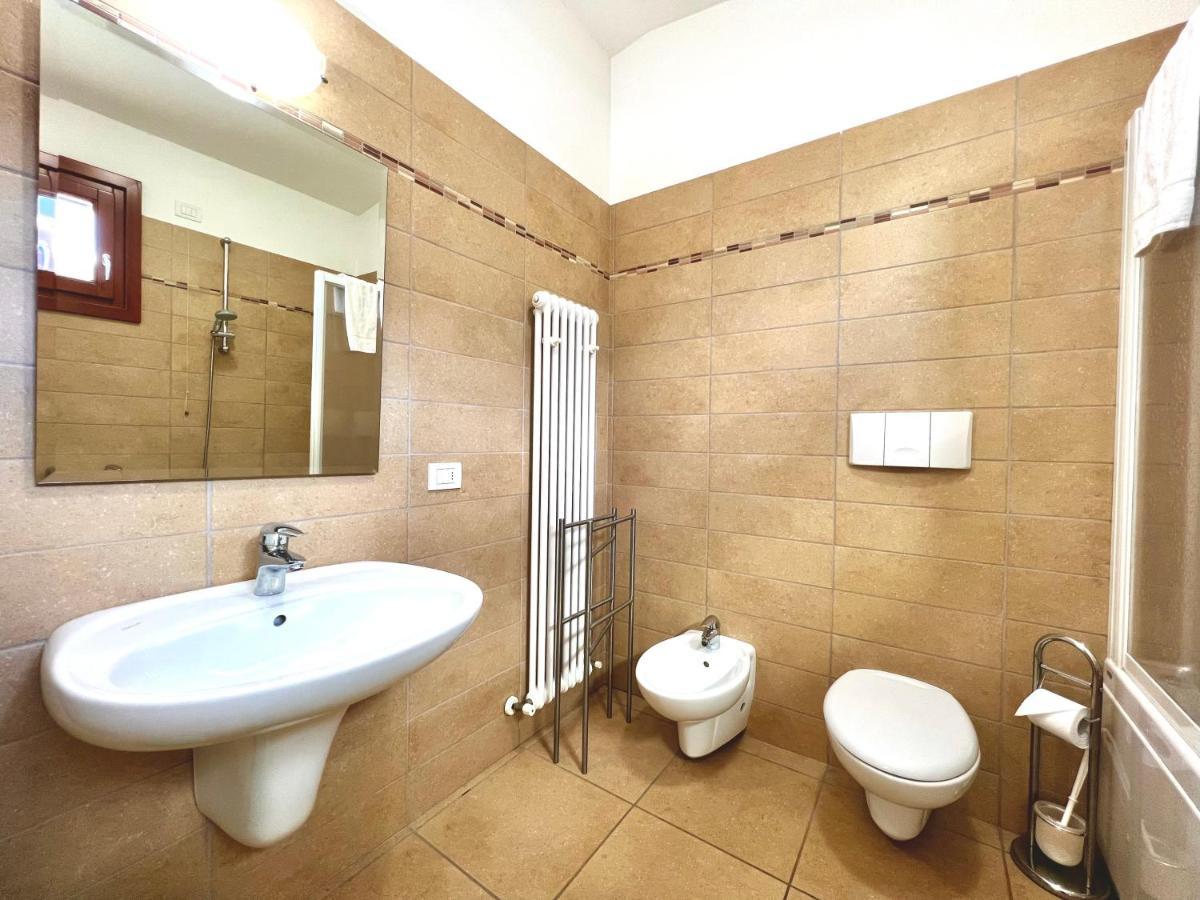 Apartment Gardabebo Torbole Sul Garda Dış mekan fotoğraf